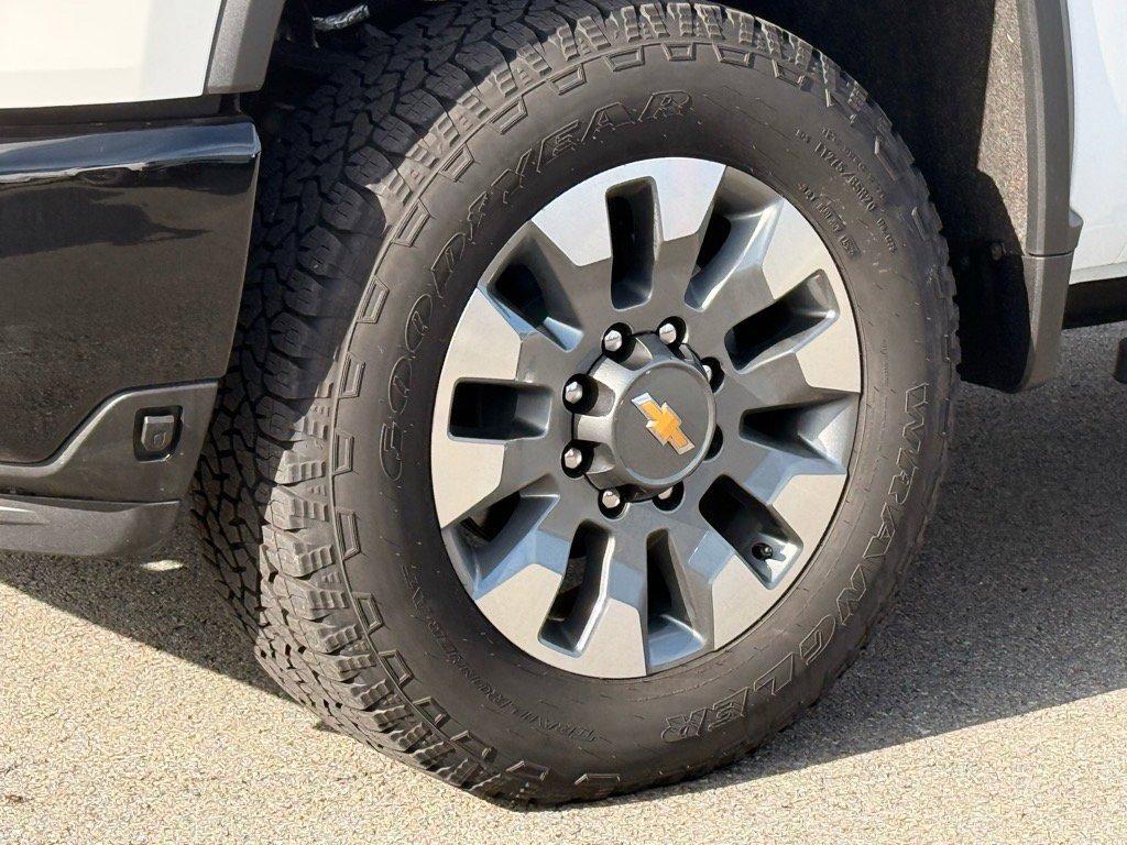 new 2025 Chevrolet Silverado 2500 car, priced at $68,960