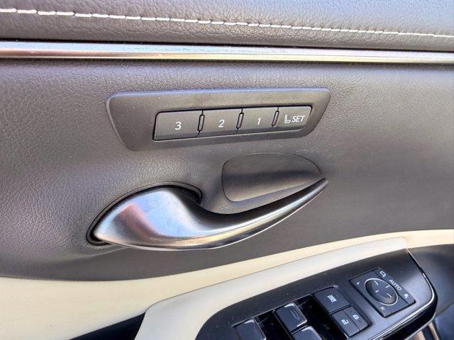 used 2022 Lexus ES 250 car, priced at $31,984