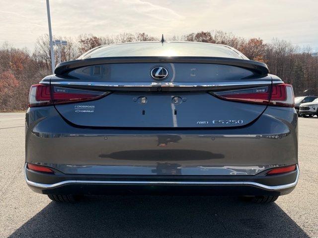 used 2022 Lexus ES 250 car, priced at $31,984