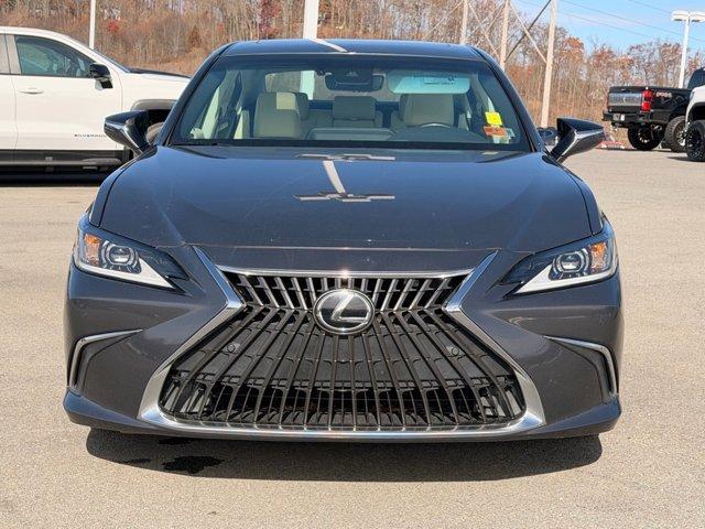 used 2022 Lexus ES 250 car, priced at $31,984