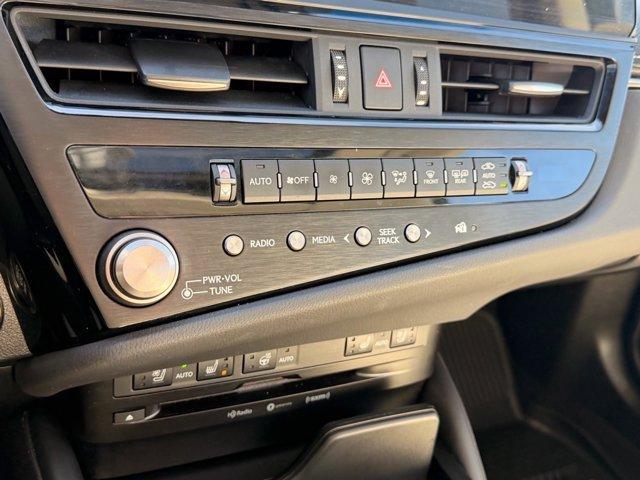 used 2022 Lexus ES 250 car, priced at $31,984