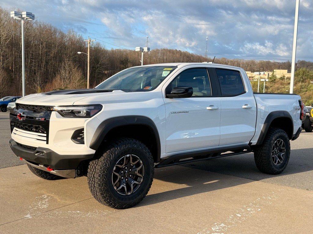 new 2025 Chevrolet Colorado car, priced at $50,500
