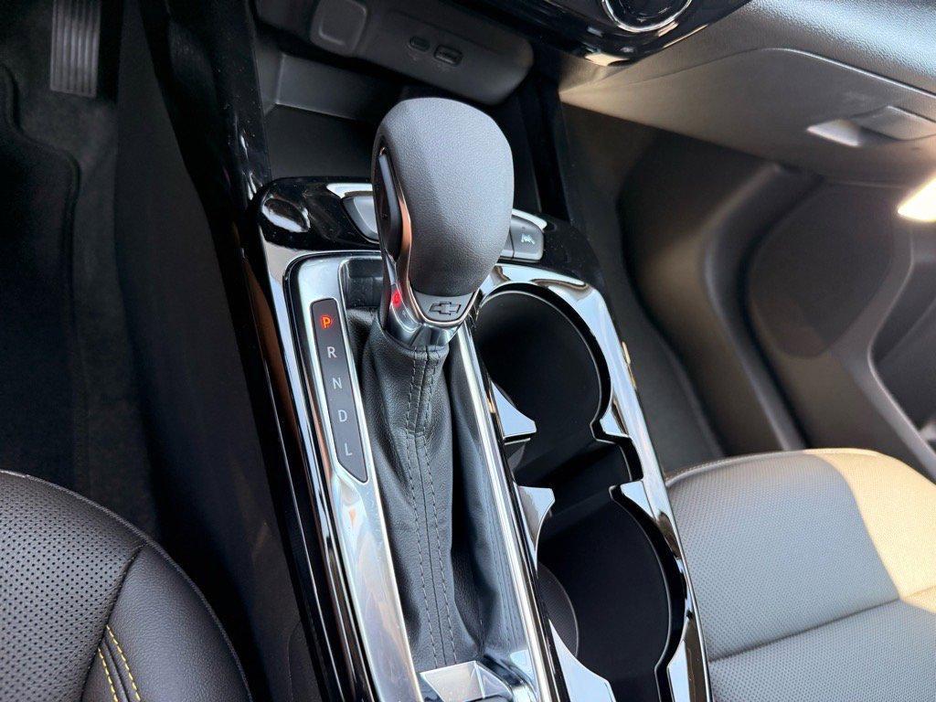 new 2025 Chevrolet Trax car, priced at $25,690