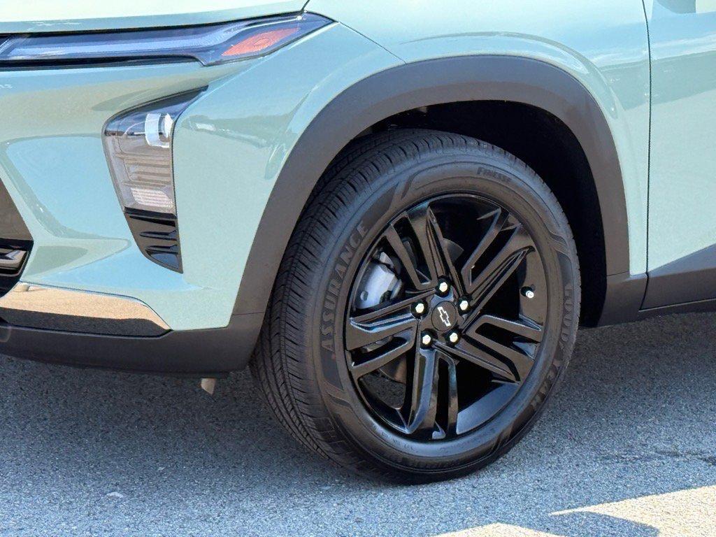 new 2025 Chevrolet Trax car, priced at $25,690