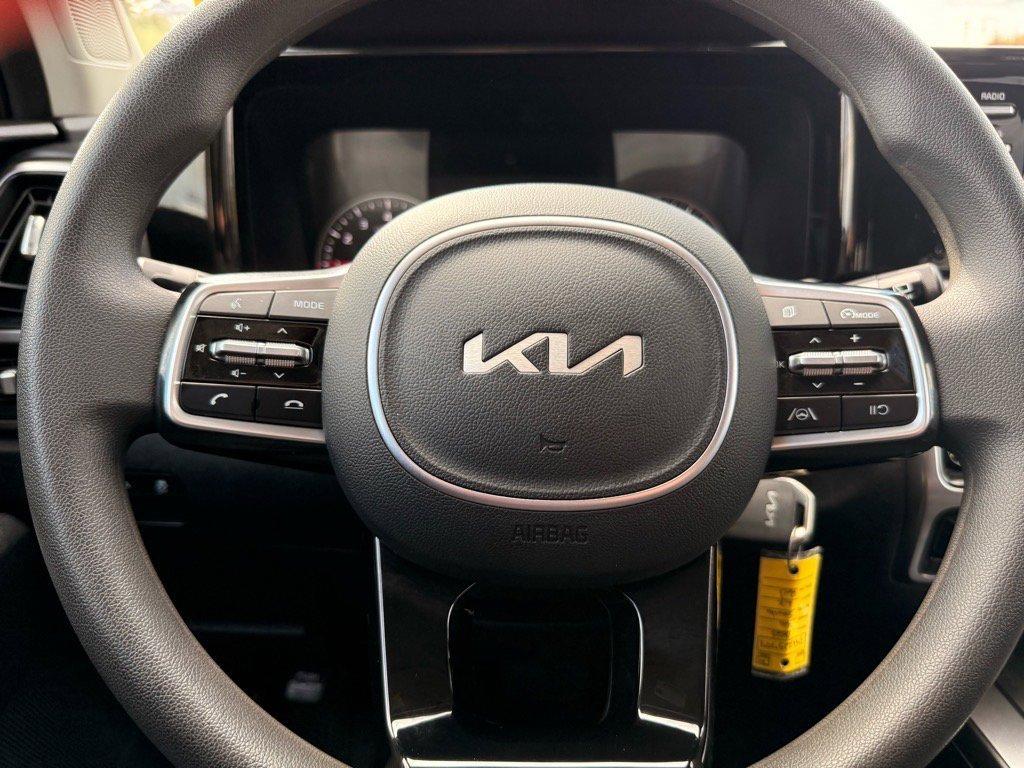 used 2023 Kia Sorento car, priced at $25,729