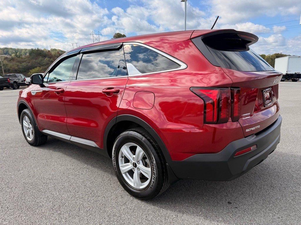 used 2023 Kia Sorento car, priced at $25,729