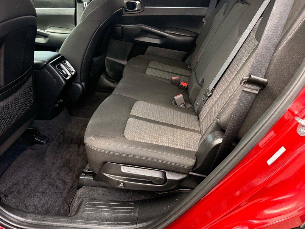 used 2023 Kia Sorento car, priced at $25,729