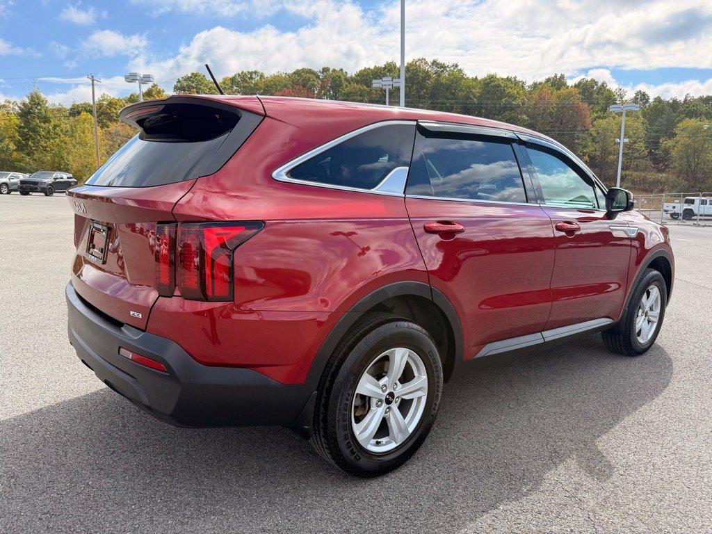 used 2023 Kia Sorento car, priced at $25,729