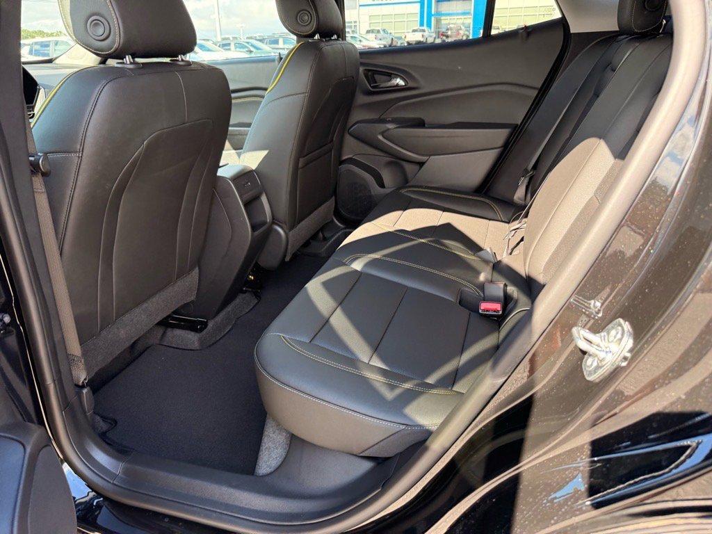 new 2025 Chevrolet Trax car, priced at $26,690