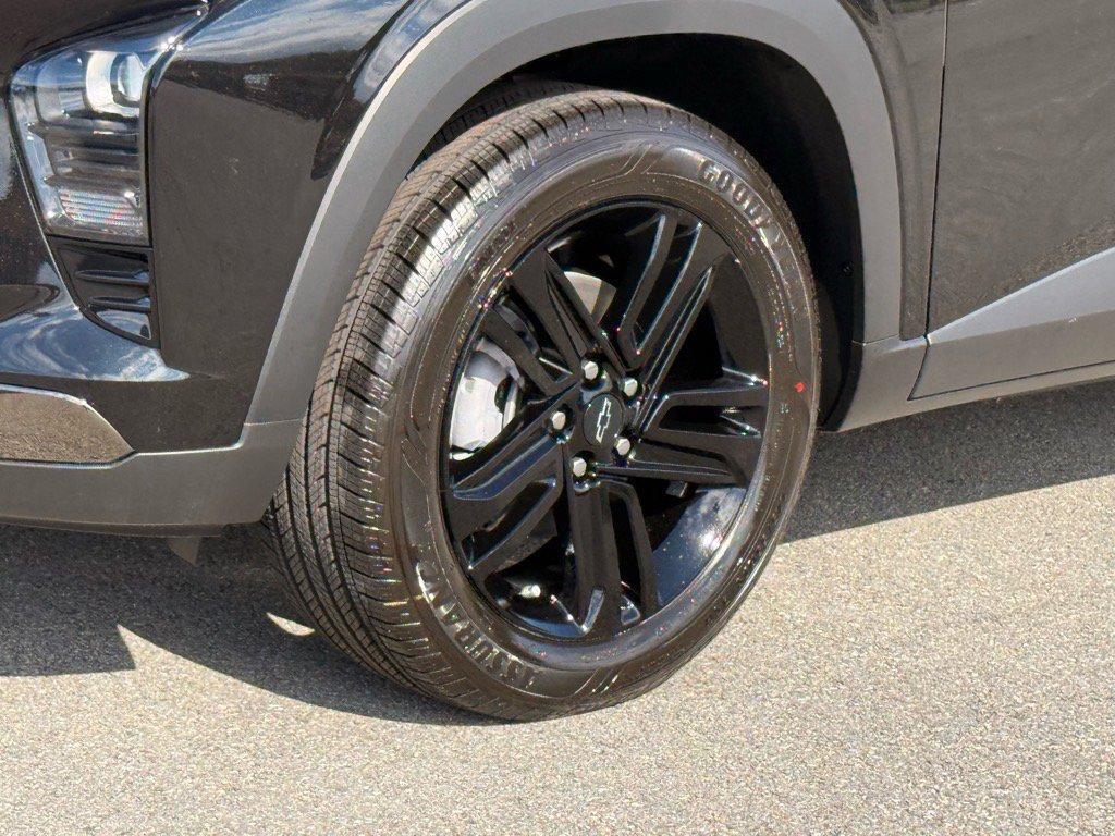 new 2025 Chevrolet Trax car, priced at $26,690