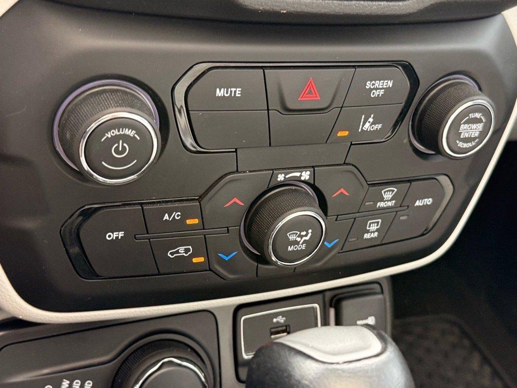 used 2022 Jeep Renegade car, priced at $22,950