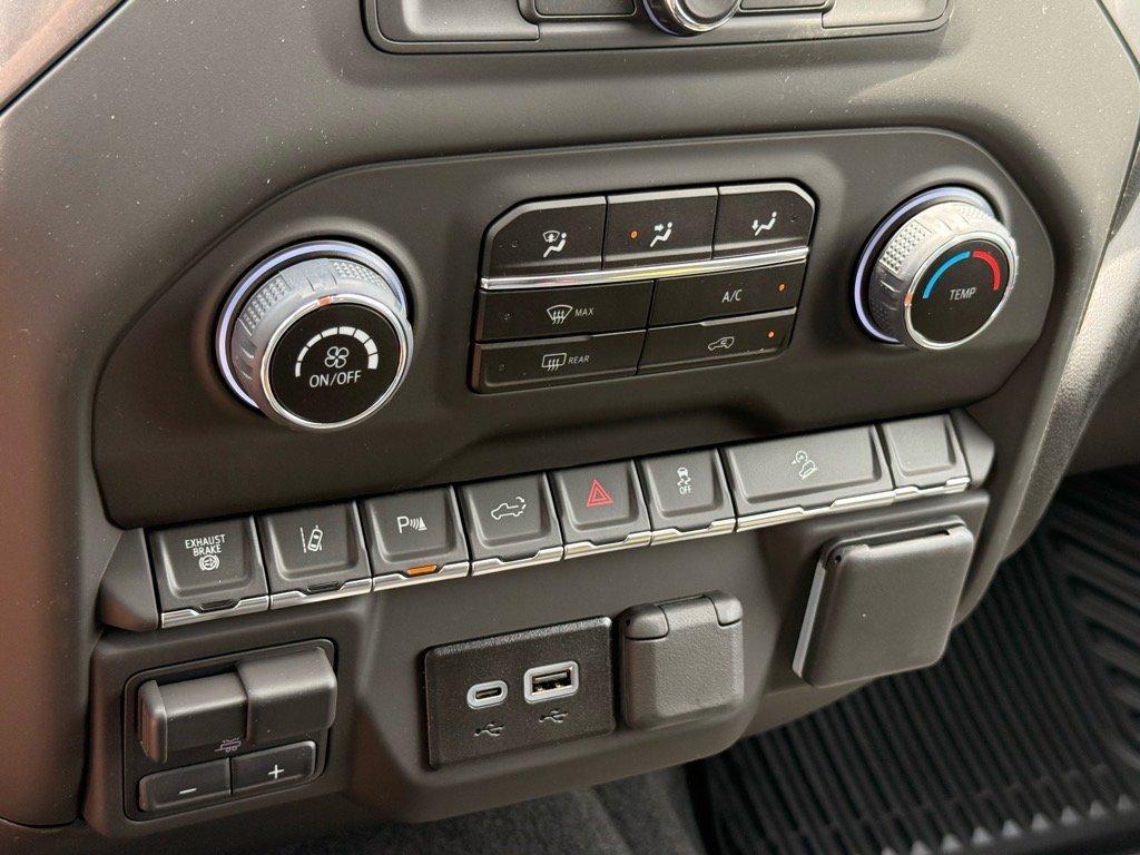 new 2025 Chevrolet Silverado 2500 car, priced at $64,500