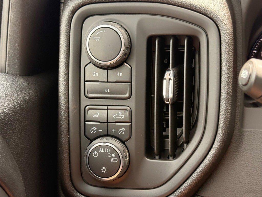 new 2025 Chevrolet Silverado 2500 car, priced at $64,500