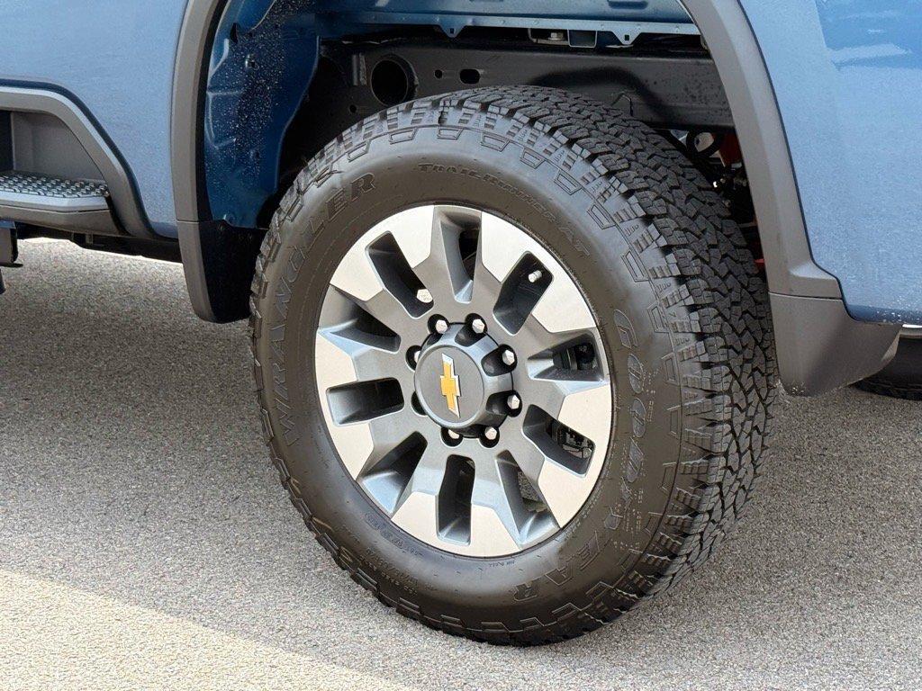 new 2025 Chevrolet Silverado 2500 car, priced at $64,500