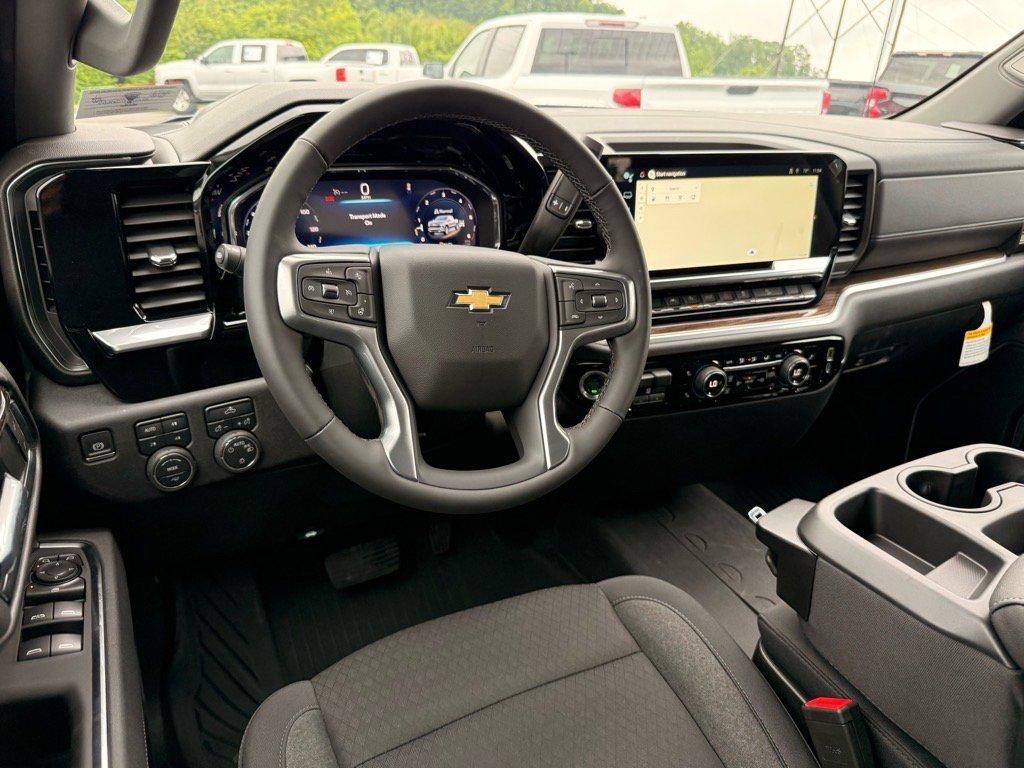new 2025 Chevrolet Silverado 1500 car, priced at $49,646