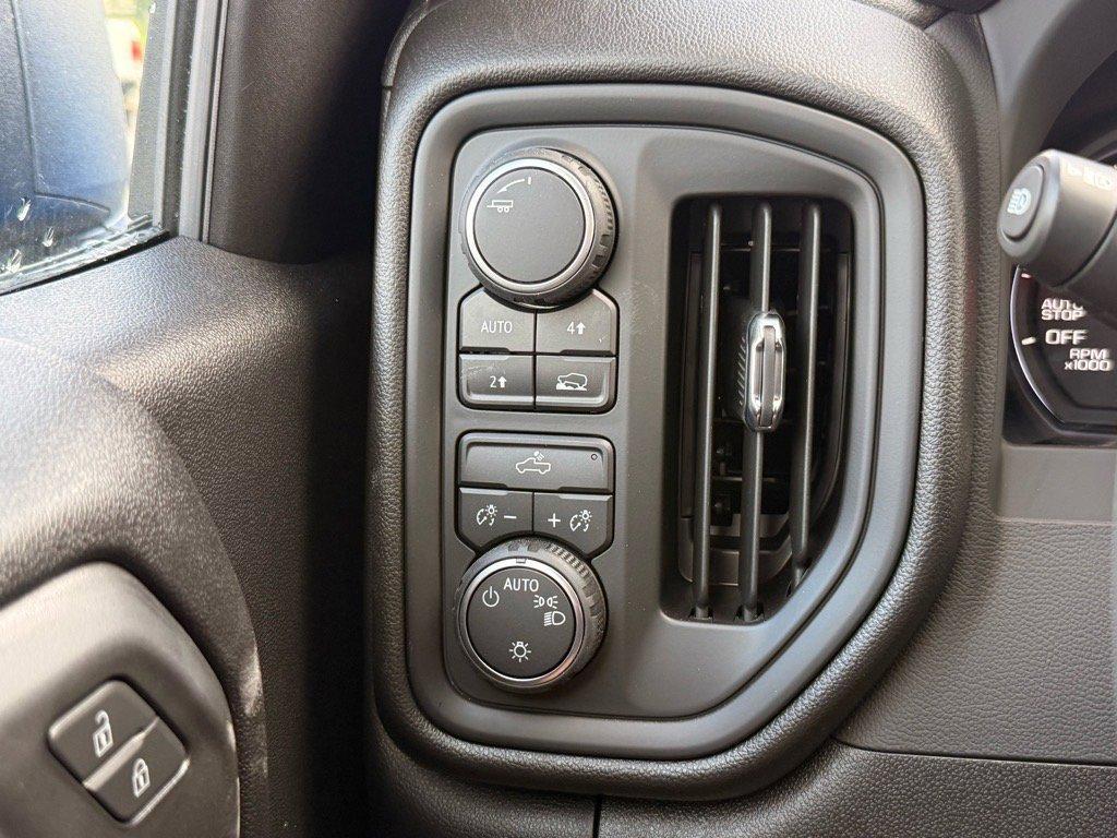 new 2025 Chevrolet Silverado 1500 car