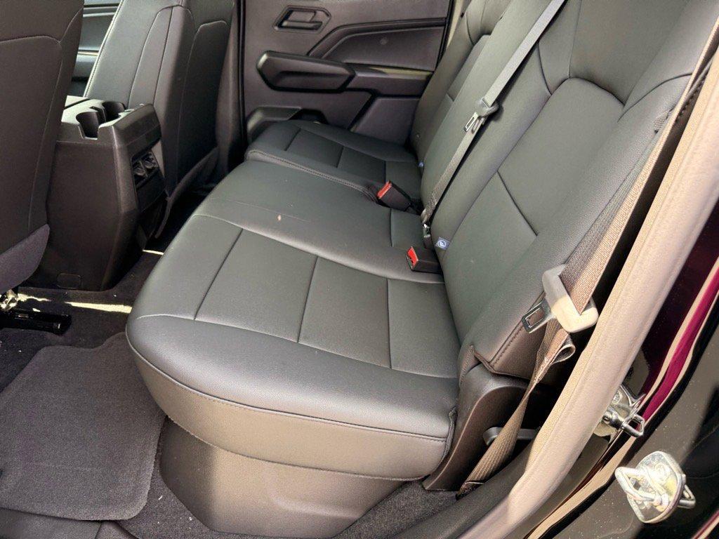 new 2025 Chevrolet Colorado car, priced at $45,020