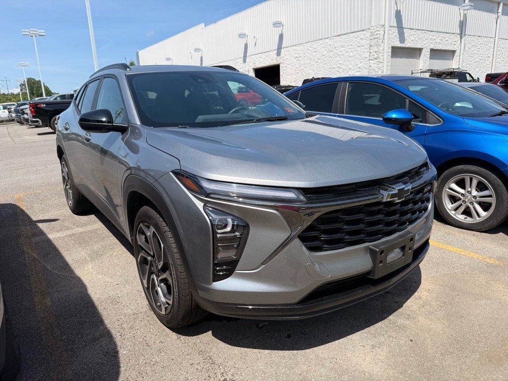 used 2025 Chevrolet Trax car, priced at $26,999