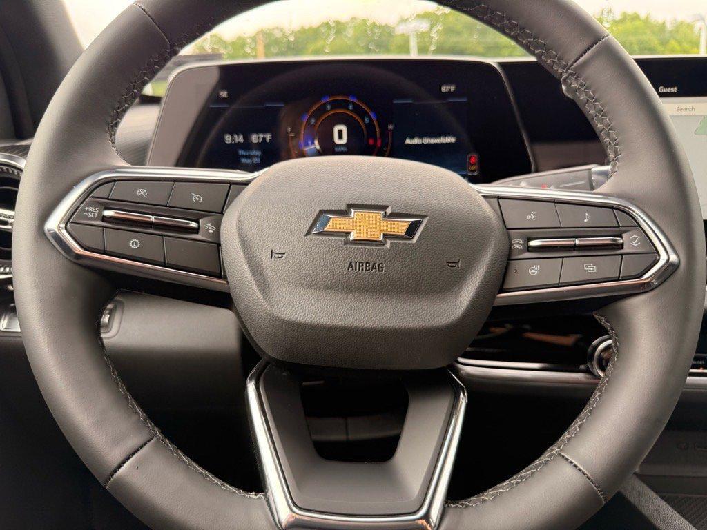 new 2026 Chevrolet Equinox car, priced at $29,540