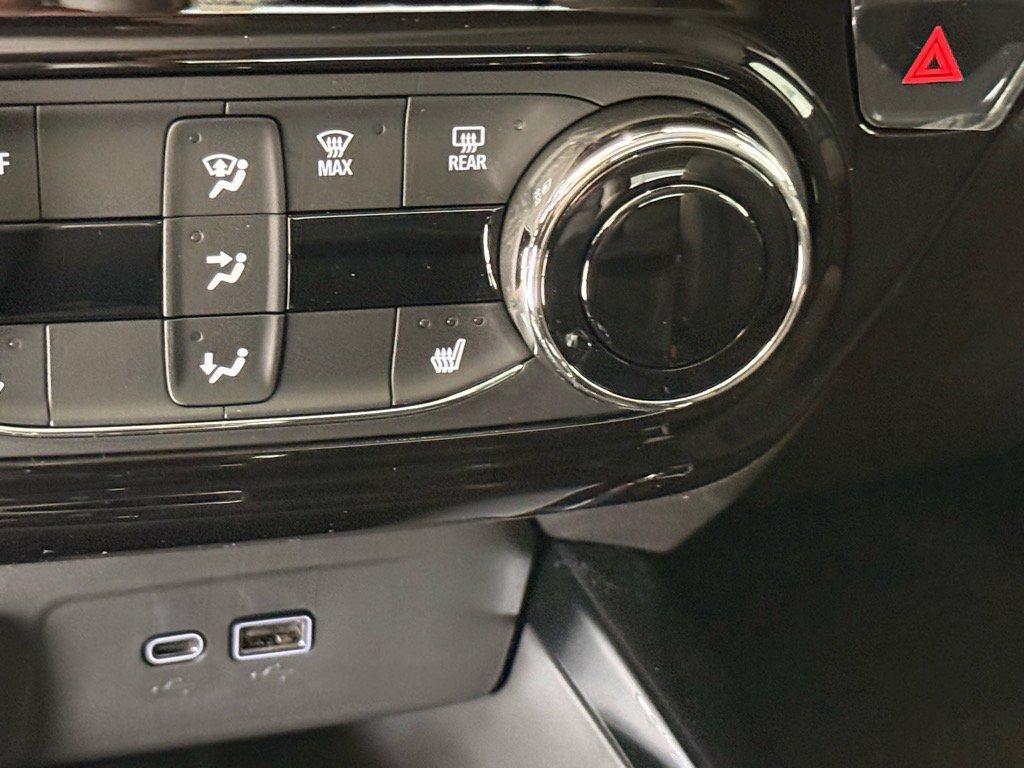 new 2025 Chevrolet Trax car, priced at $25,690