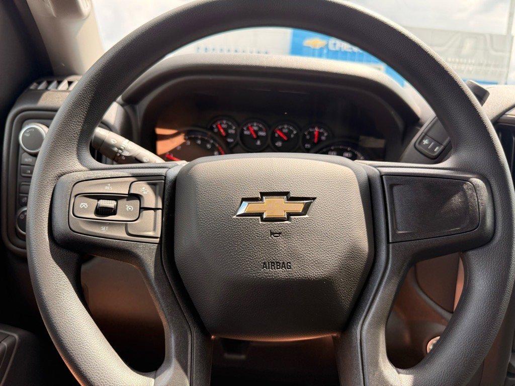 new 2025 Chevrolet Silverado 1500 car, priced at $41,665