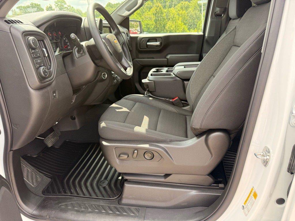 new 2025 Chevrolet Silverado 1500 car, priced at $41,665