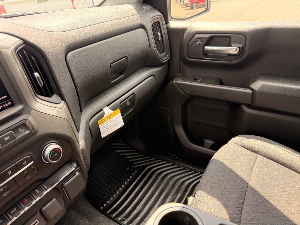 new 2025 Chevrolet Silverado 1500 car, priced at $41,665