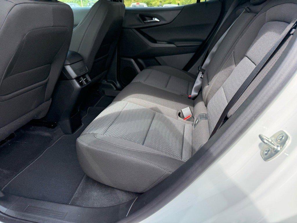 new 2026 Chevrolet Equinox car, priced at $32,560