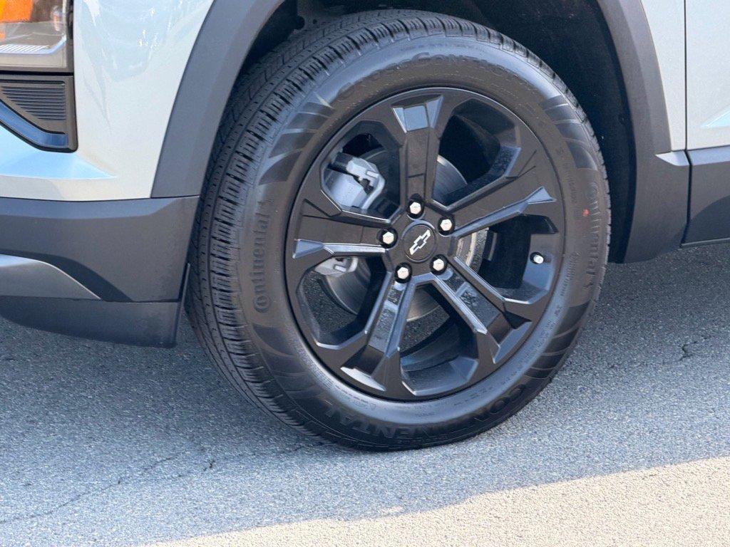 new 2026 Chevrolet Equinox car, priced at $35,300