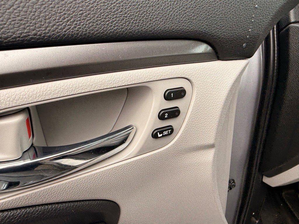 used 2022 Honda Pilot car, priced at $33,539