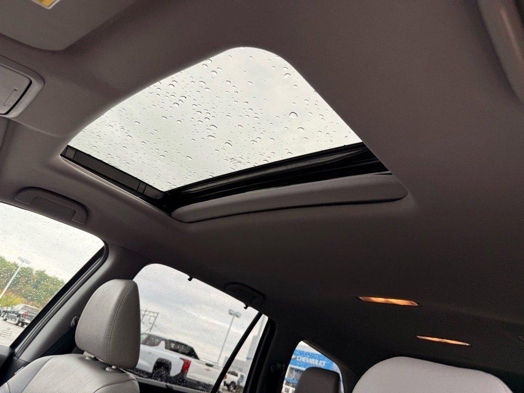 used 2022 Honda Pilot car, priced at $33,539
