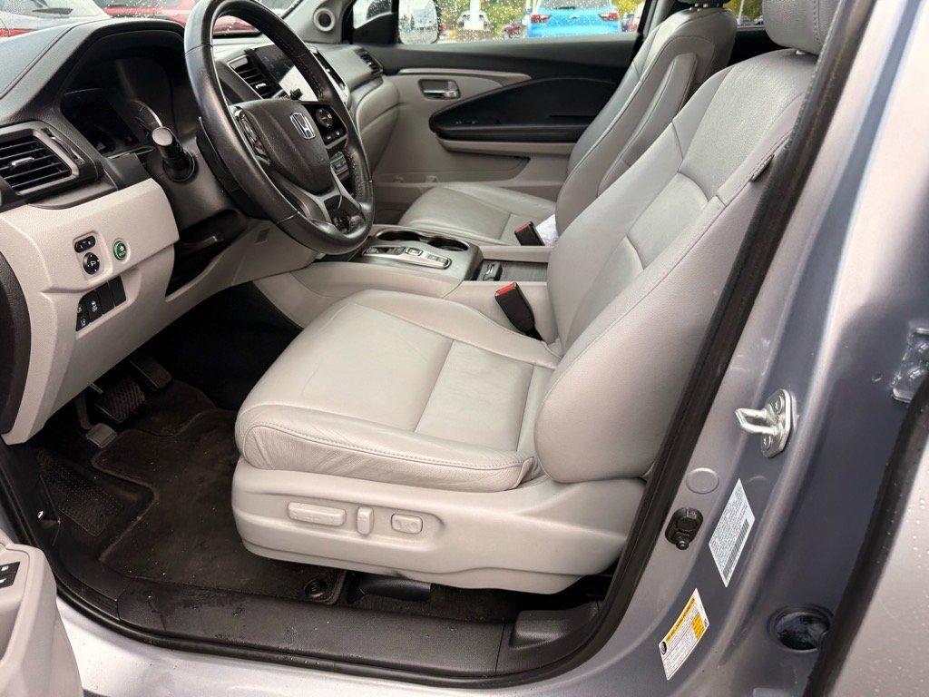 used 2022 Honda Pilot car, priced at $33,539