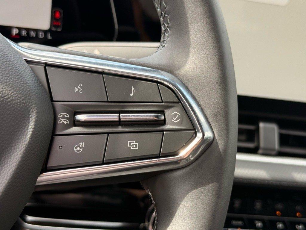 new 2026 Chevrolet Equinox car, priced at $32,560