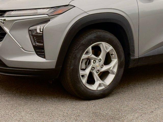 used 2024 Chevrolet Trax car, priced at $20,430