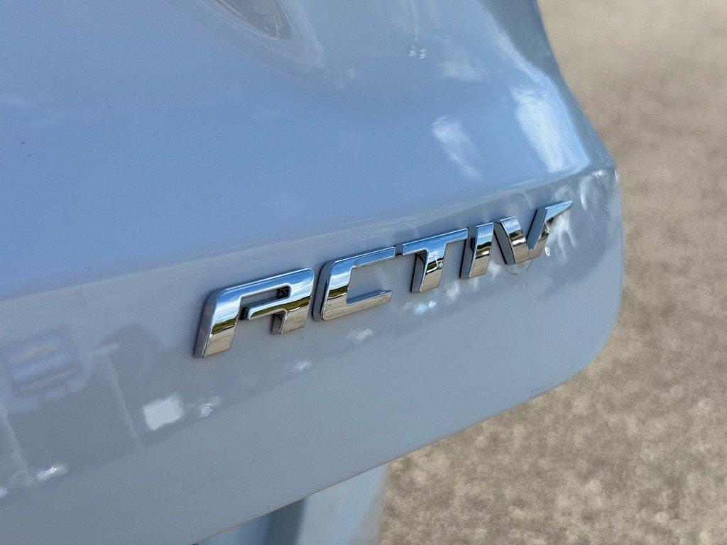 new 2025 Chevrolet Trax car, priced at $25,690