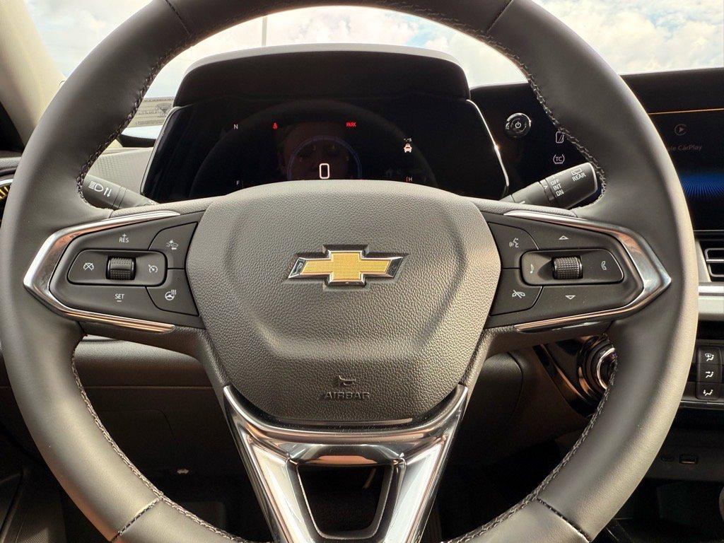 new 2025 Chevrolet Trax car, priced at $25,880