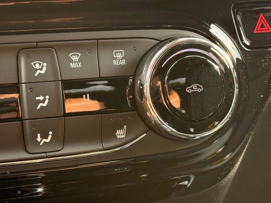 new 2025 Chevrolet Trax car, priced at $25,880