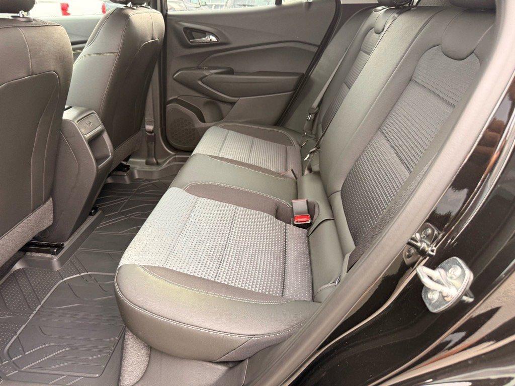 new 2025 Chevrolet Trax car, priced at $25,880