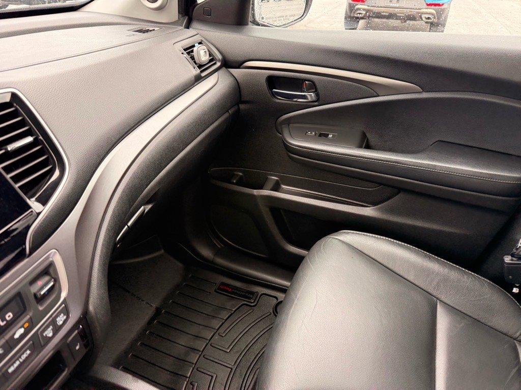 used 2019 Honda Pilot car, priced at $27,742