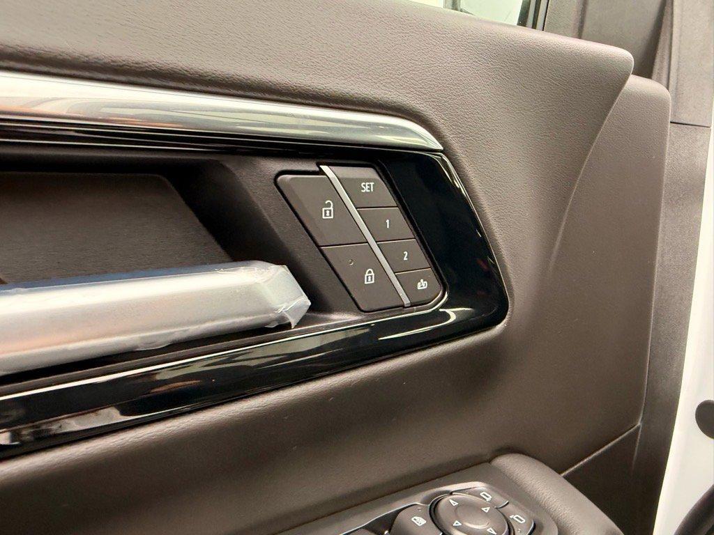 new 2025 Chevrolet Tahoe car, priced at $68,669