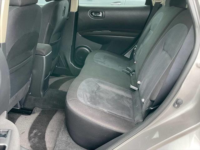 used 2014 Nissan Rogue Select car, priced at $5,999