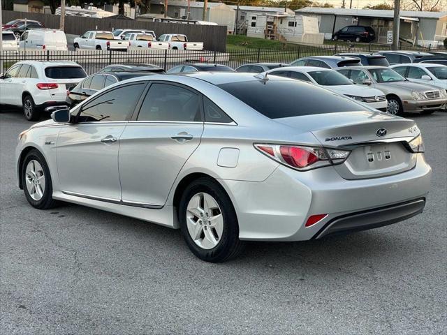 used 2012 Hyundai Sonata Hybrid car, priced at $5,999