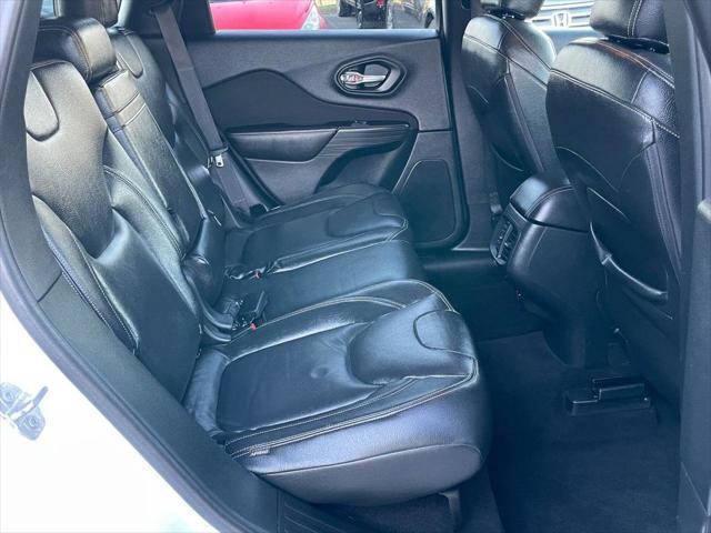 used 2016 Jeep Cherokee car, priced at $11,495