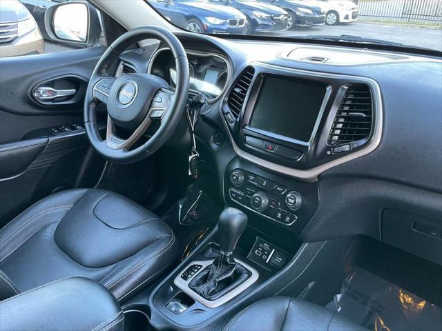 used 2016 Jeep Cherokee car, priced at $10,995