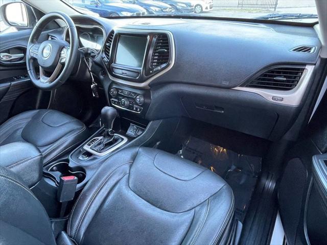 used 2016 Jeep Cherokee car, priced at $10,995