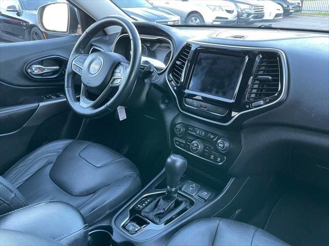 used 2019 Jeep Cherokee car, priced at $11,495