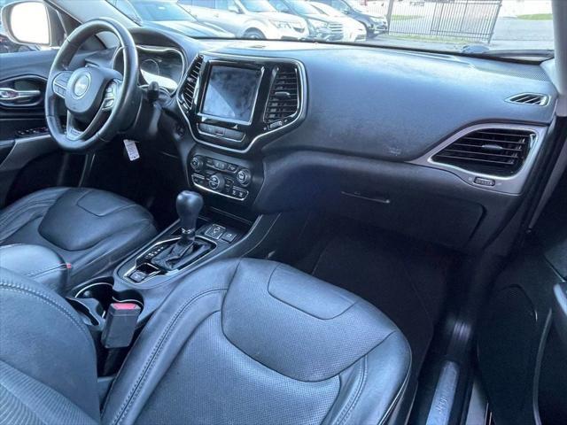 used 2019 Jeep Cherokee car, priced at $11,495