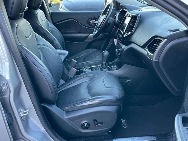 used 2019 Jeep Cherokee car, priced at $11,495