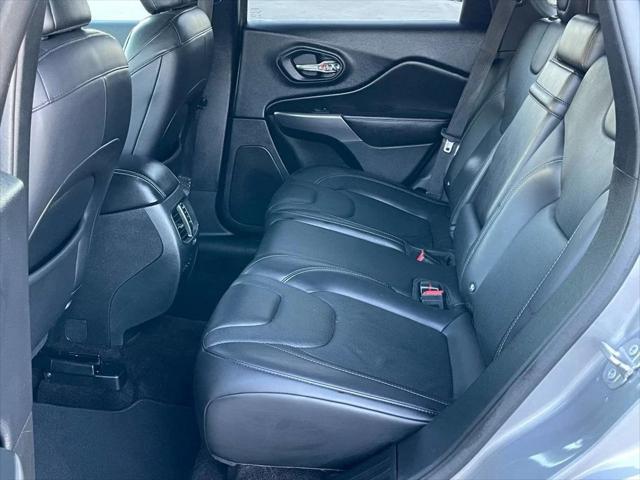used 2019 Jeep Cherokee car, priced at $10,999