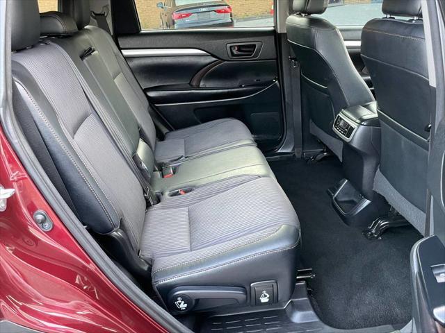 used 2017 Toyota Highlander car, priced at $12,995